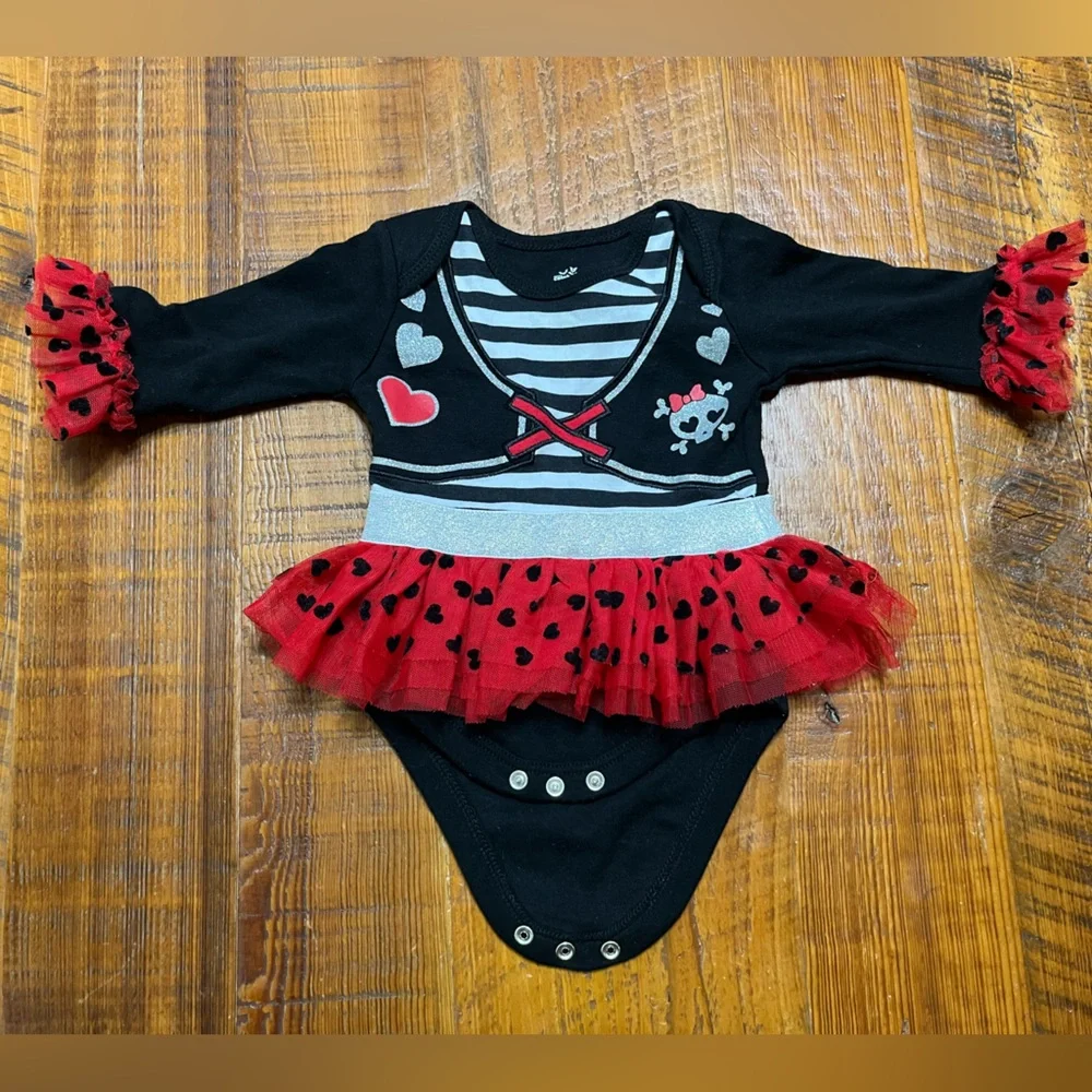Way to Celebrate Pirate Halloween Bodysuit Costume Size 0-3 Months